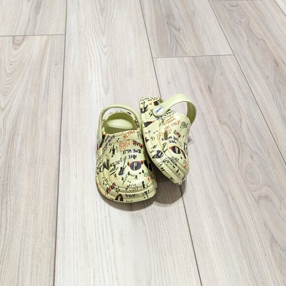 Unisex Cool slip-on clogs sizes 2yrs to 8yrs, waterproof colorful and cute - Picture 12 of 13